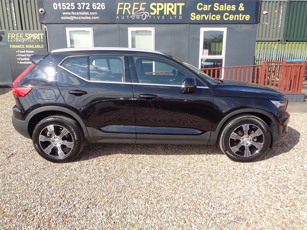 Volvo XC40 T3 Inscription Black #5