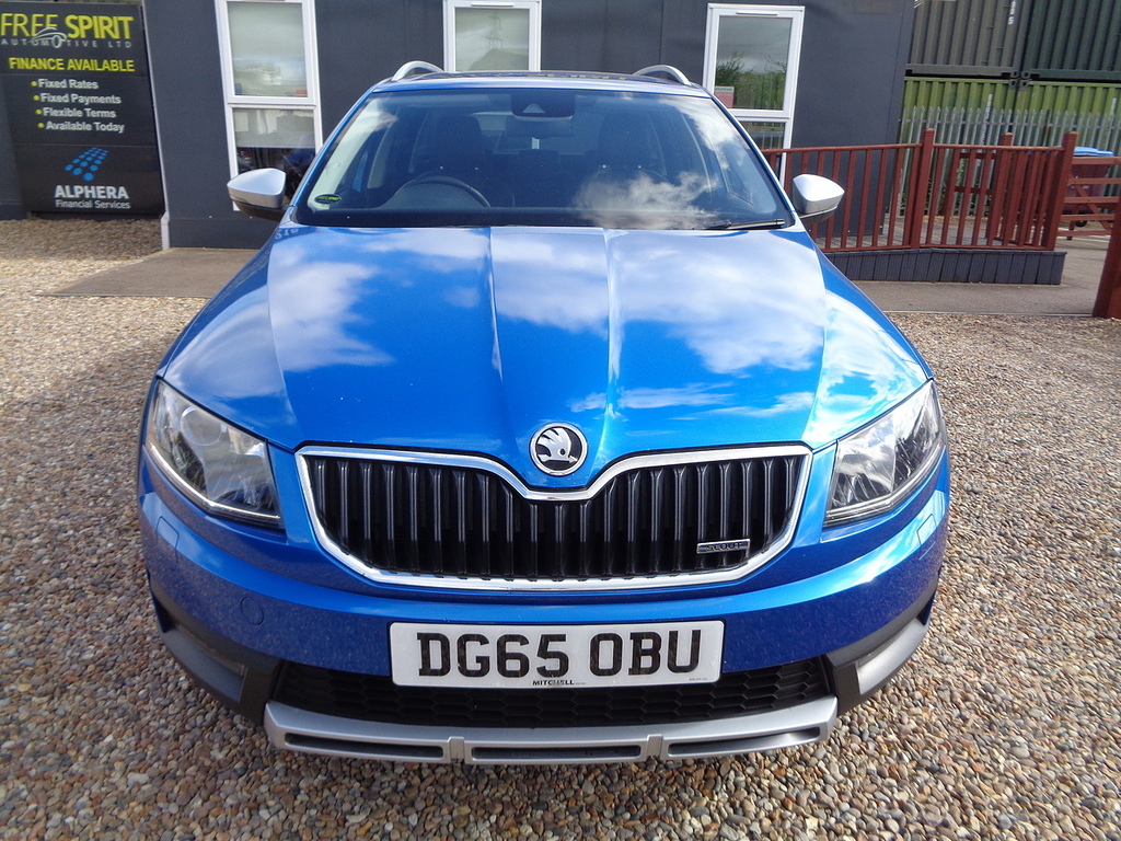 Skoda Octavia Tdi Scout Blue #2