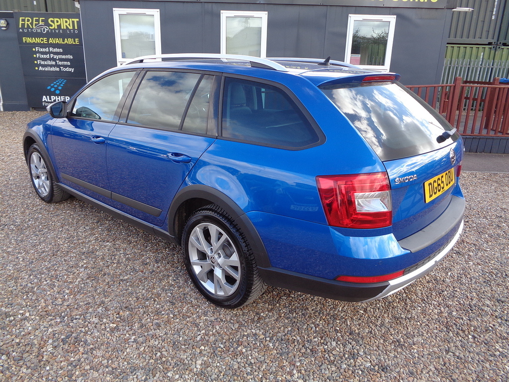 Skoda Octavia 2.0 Tdi Vrs Euro 5 Ss White #27