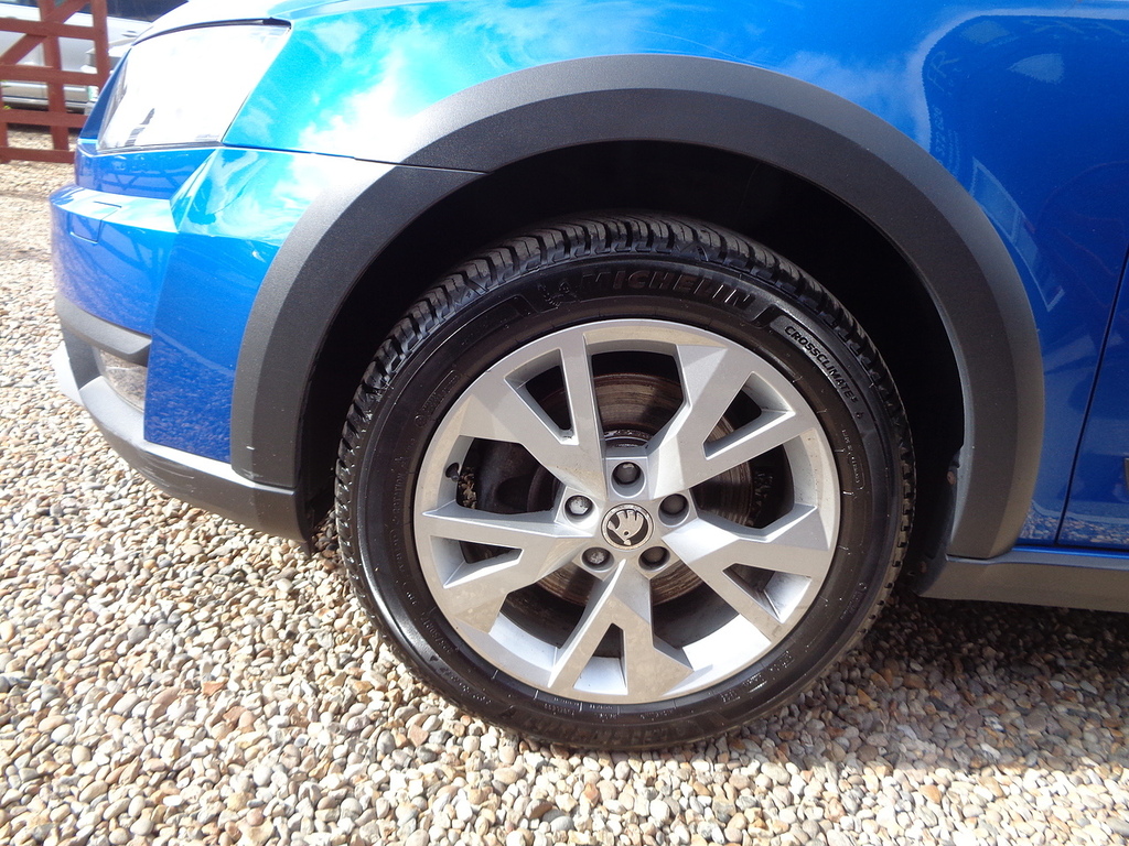 Skoda Octavia 2.0 Tdi Vrs Euro 5 Ss White #29