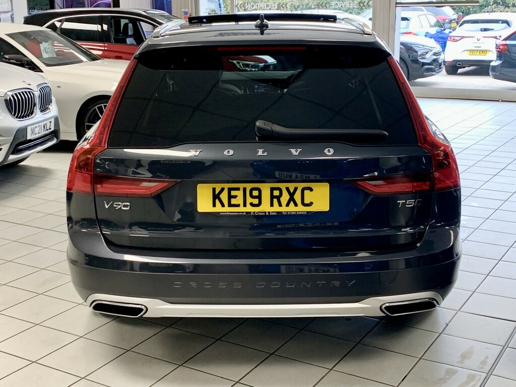 Volvo V90 Cross Country 2L Null Grey #8