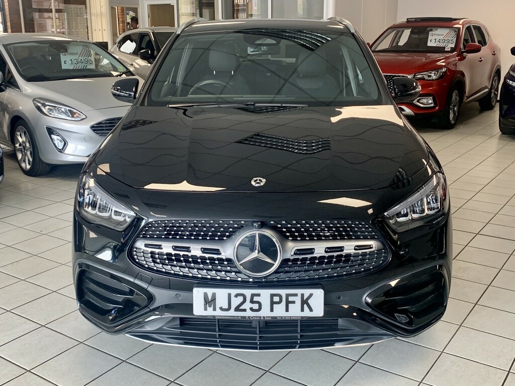 Mercedes-Benz GLA Class 1.3 Gla200h Mhev Amg Line Black #4