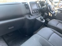 Renault Trafic Lwb Twin Wheelchair Capacity 5 Seat Wheelchair Acc Silver #21