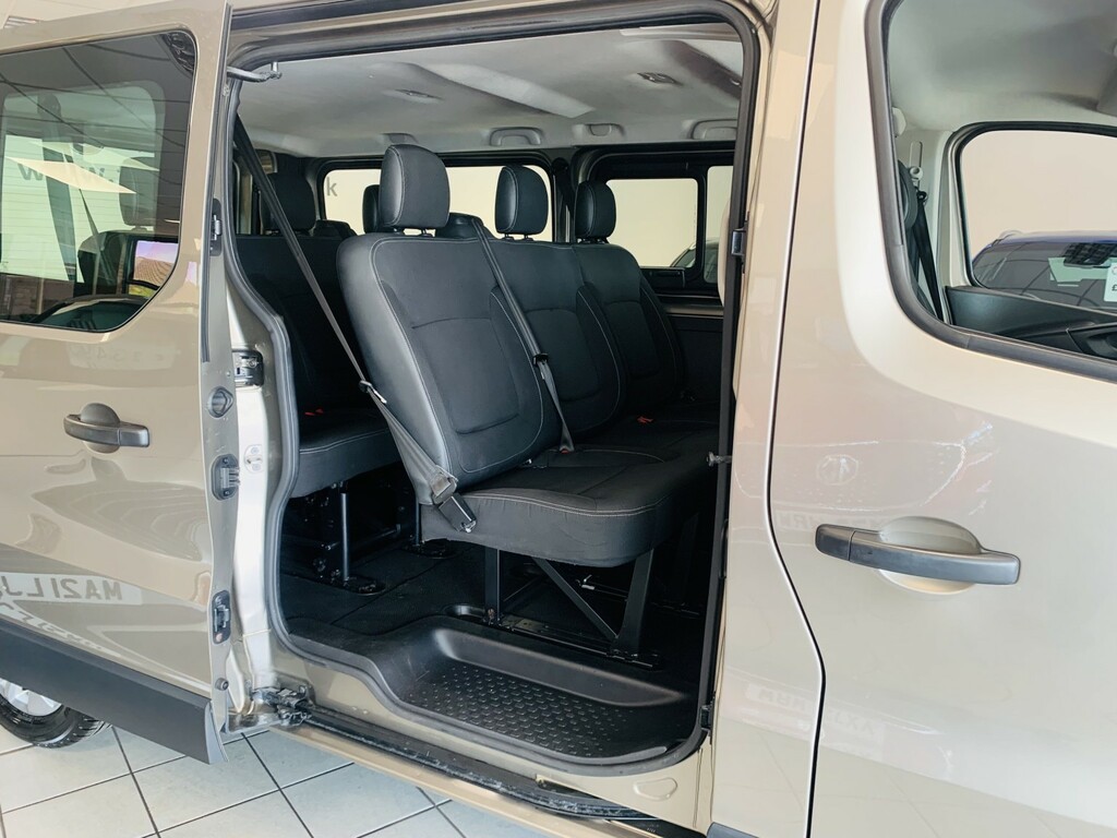 Renault Trafic 2.0 Ll30 Energy Dci 120 Sport My19 Beige #6