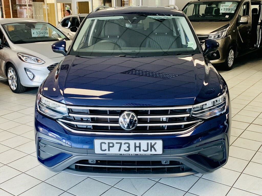 Volkswagen Tiguan Allspace Suv 1.5 Tsi Life 202373 Blue #4