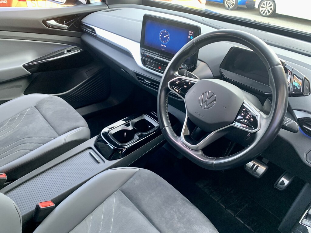 Volkswagen ID.4 Electric #14