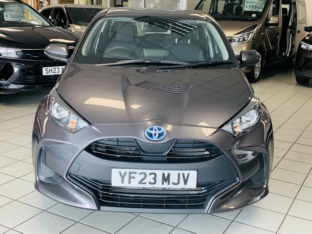 Toyota Yaris Hatchback 1.5 Vvt-h Icon 202323 YF23MJV Grey #3
