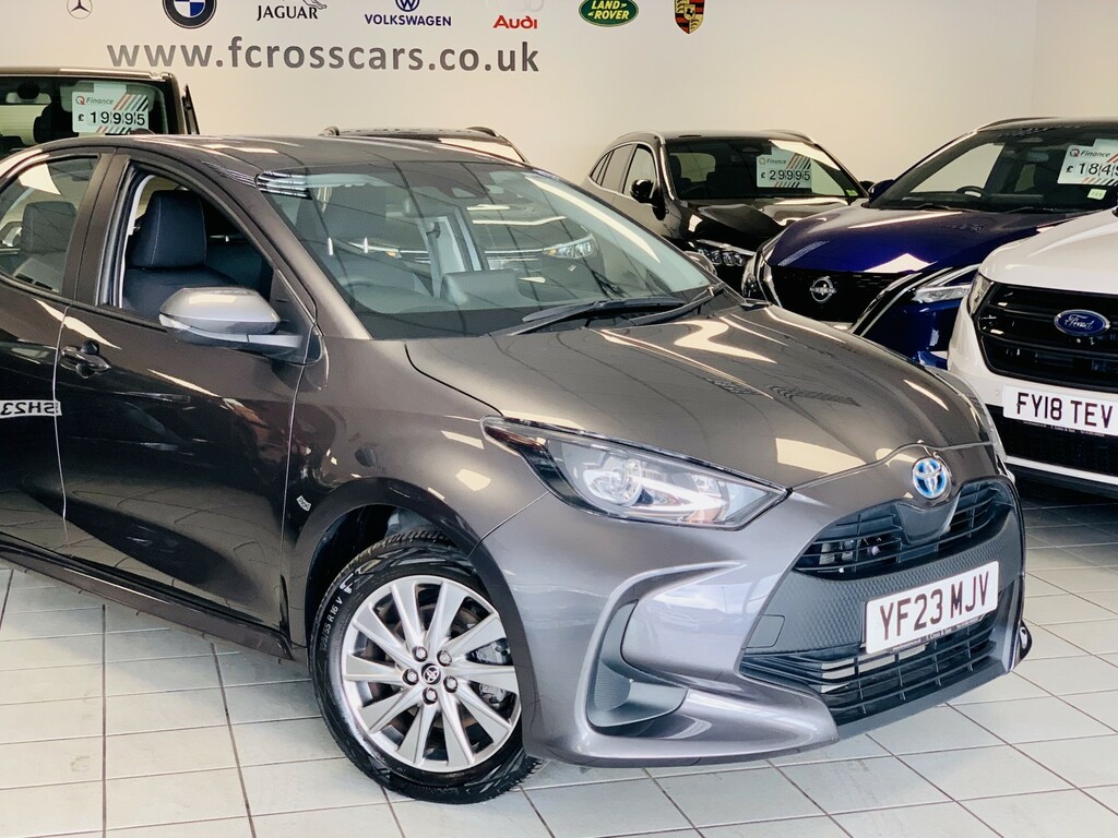 Toyota Yaris Hatchback 1.5 Vvt-h Icon 202323 YF23MJV Grey #4