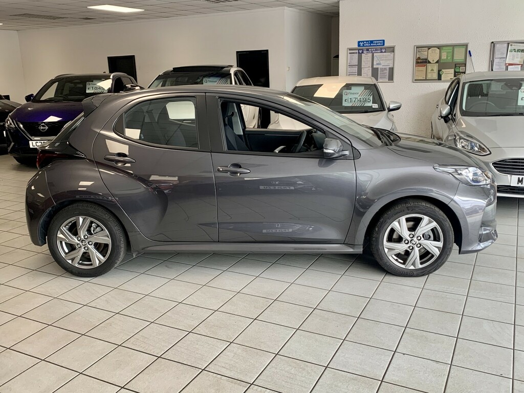 Toyota Yaris Hatchback 1.5 Vvt-h Icon 202575 MK75AUW Grey #6