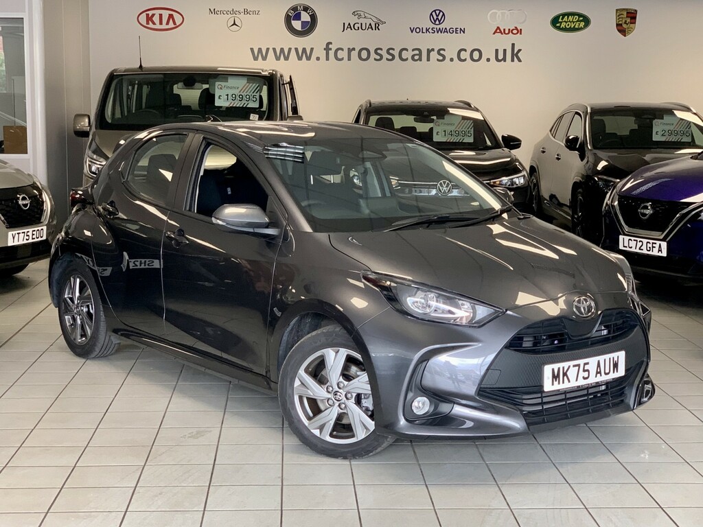 Toyota Yaris Hatchback 1.5 Vvt-h Icon 202575 Grey