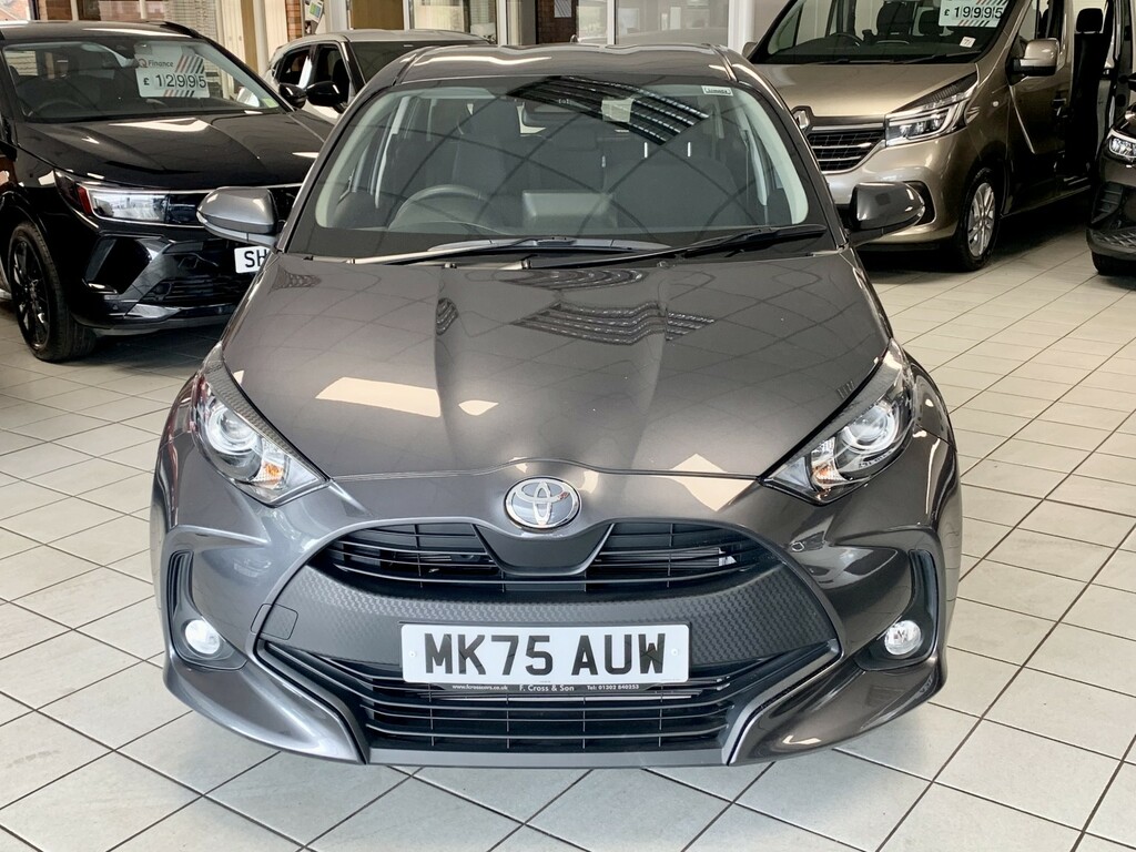 Toyota Yaris Hatchback 1.5 Vvt-h Icon 202575 MK75AUW Grey #4