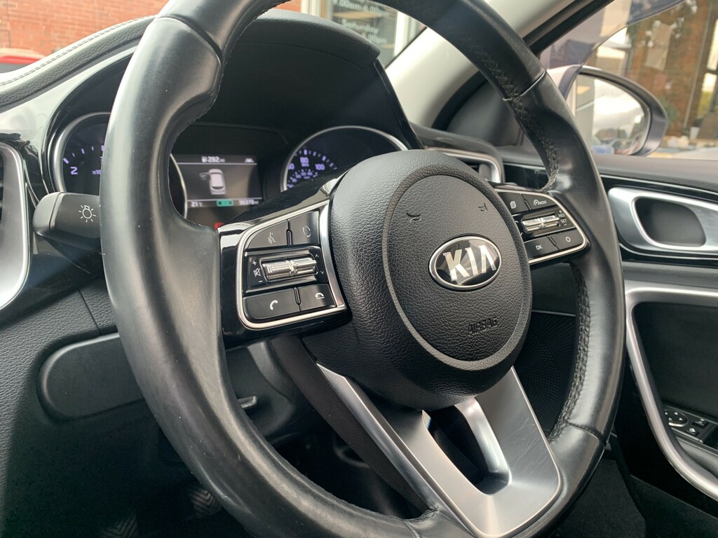 Kia Ceed 1.5 T Gdi Gt Line Hatchback Red #11