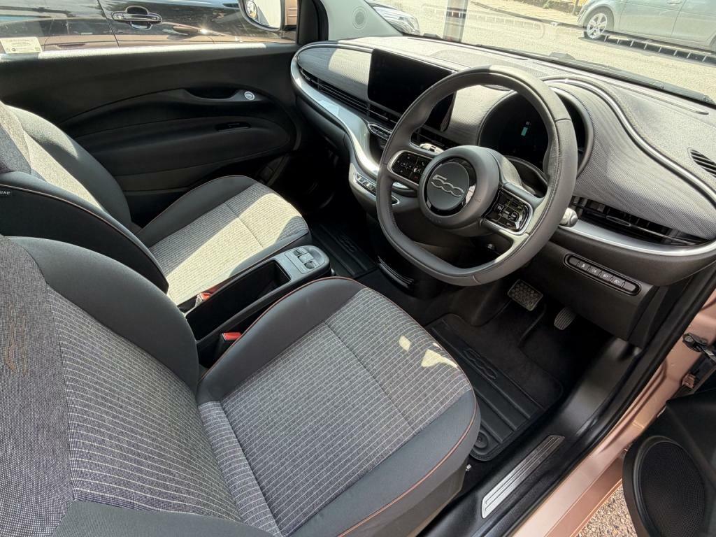 Fiat 500E 500E Icon White #46