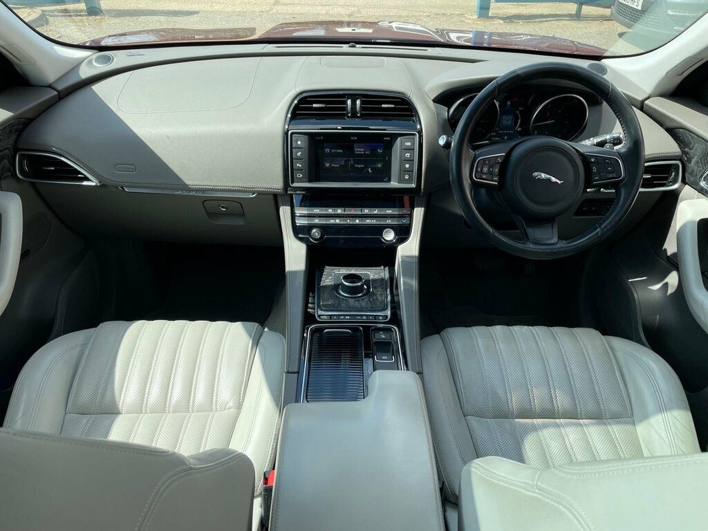 Jaguar F-Pace 2.0 D180 Portfolio Awd Euro 6 Ss Red #2