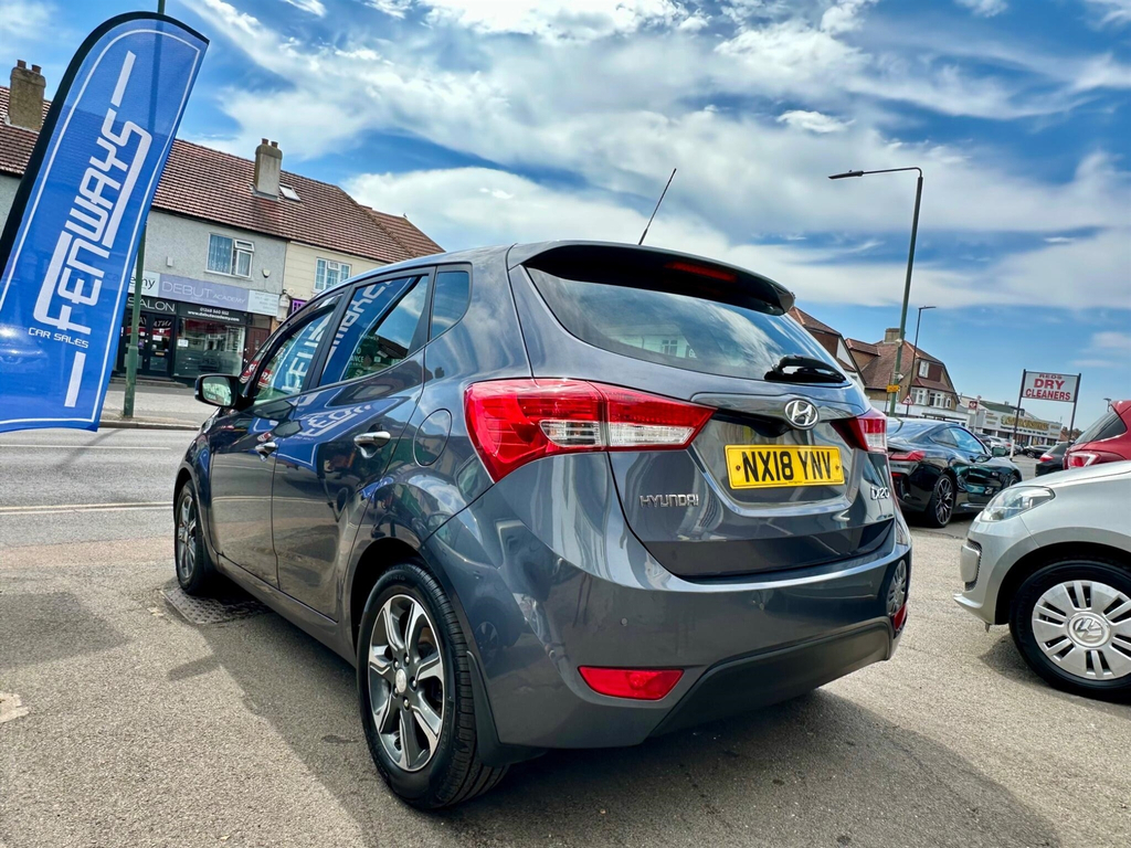 Hyundai Ix20 1.4 Blue Drive Premium Nav Euro 6 Ss #6