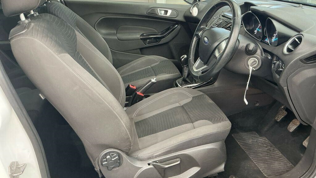 Ford Fiesta 1.25 Zetec Euro 6 #6