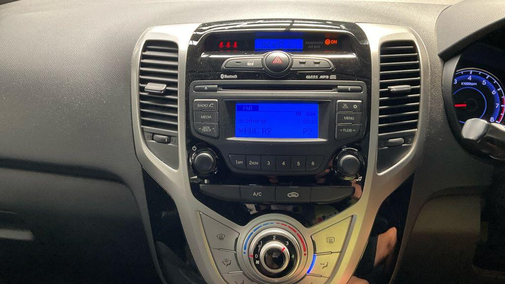 Hyundai Ix20 1.4 Blue Drive Premium Euro 6 Ss #4