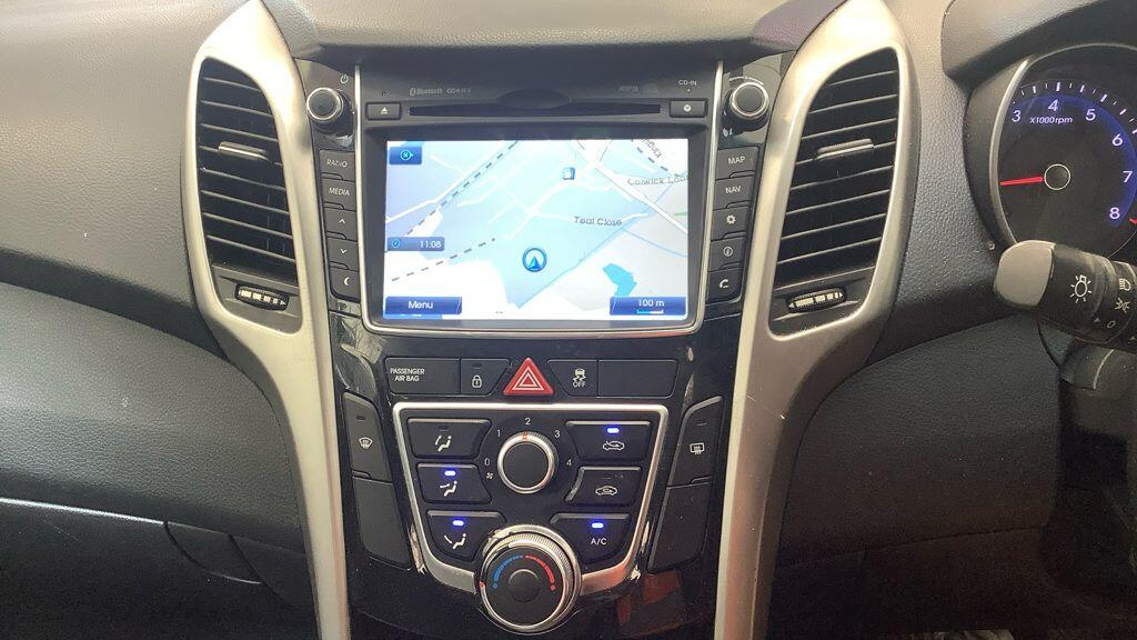 Hyundai I30 1.4 Blue Drive Se Nav Euro 6 Ss  #4