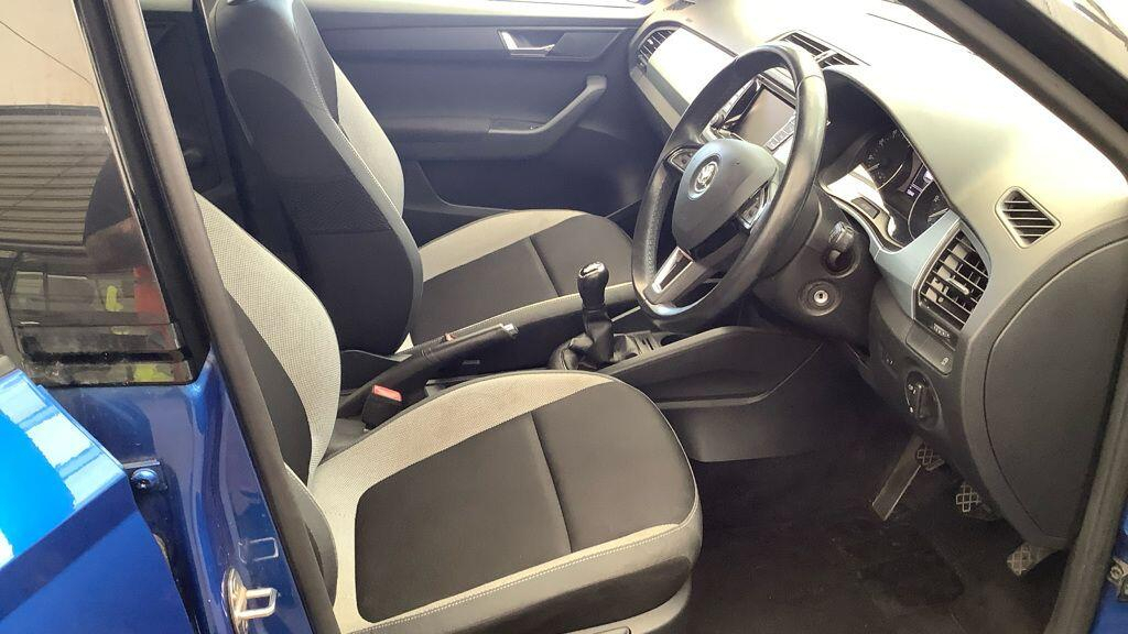 Skoda Fabia 1.2 Tsi Colour Edition Euro 6 Ss WR66UYL #5