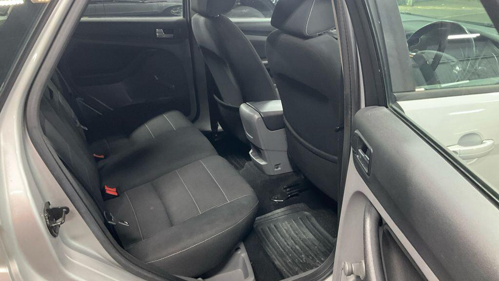 Ford Focus 1.6 Sport  #6