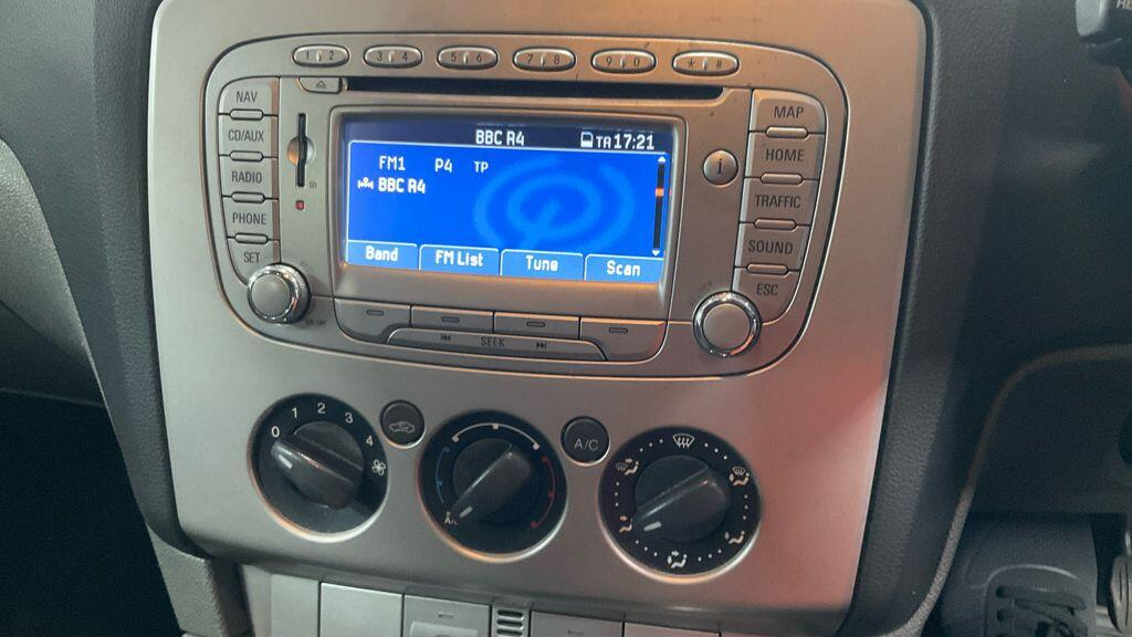 Ford Focus 1.6 Sport  #4