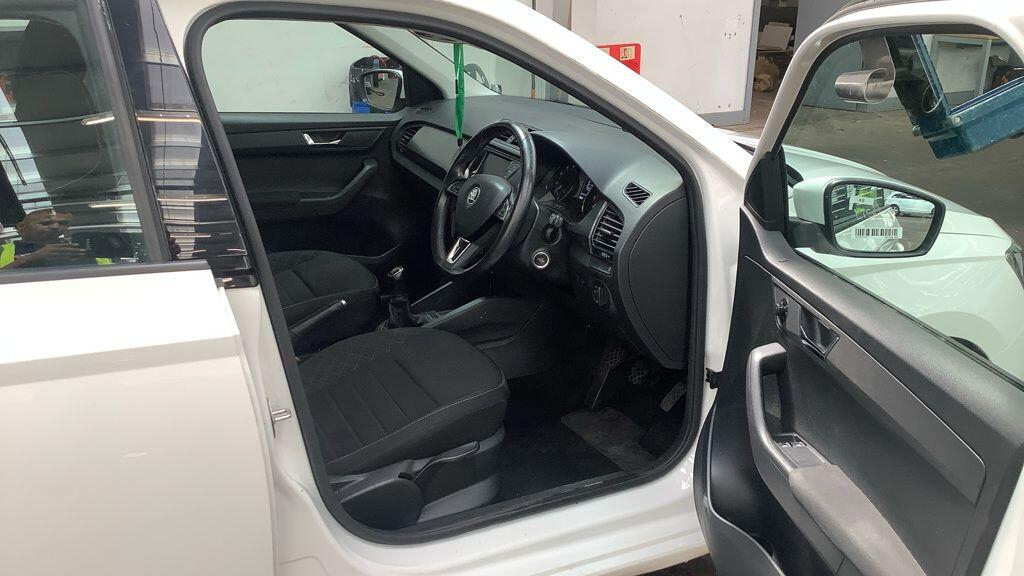 Skoda Fabia 1.2 Tsi Se L Euro 6 Ss White #6