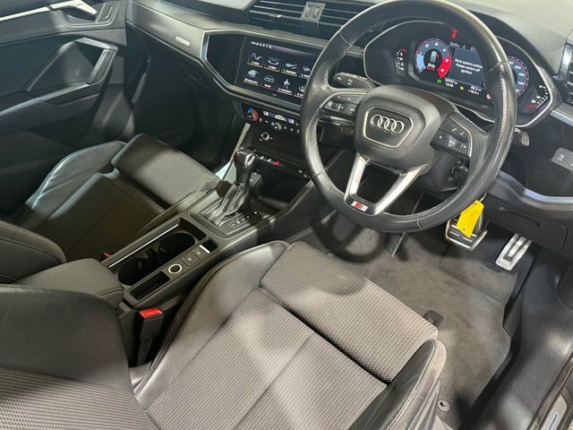 Audi Q3 1.5 Tfsi 35 Black Edition Suv S Tronic Grey #9