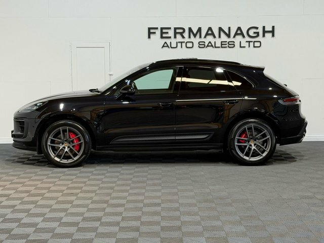 Porsche Macan Automatic Black #6