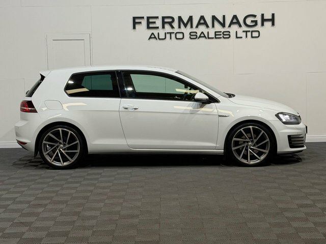 Volkswagen Golf Golf Gtd GN14VFV White #2