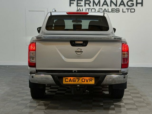 Nissan Navara Tekna Dci 4Wd #8