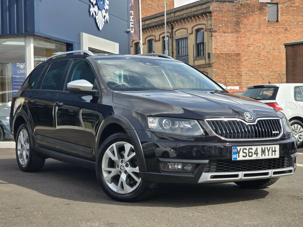 Skoda Octavia Estate 2.0 Tdi Scout Dsg 4Wd Euro 6 Ss 201 Black