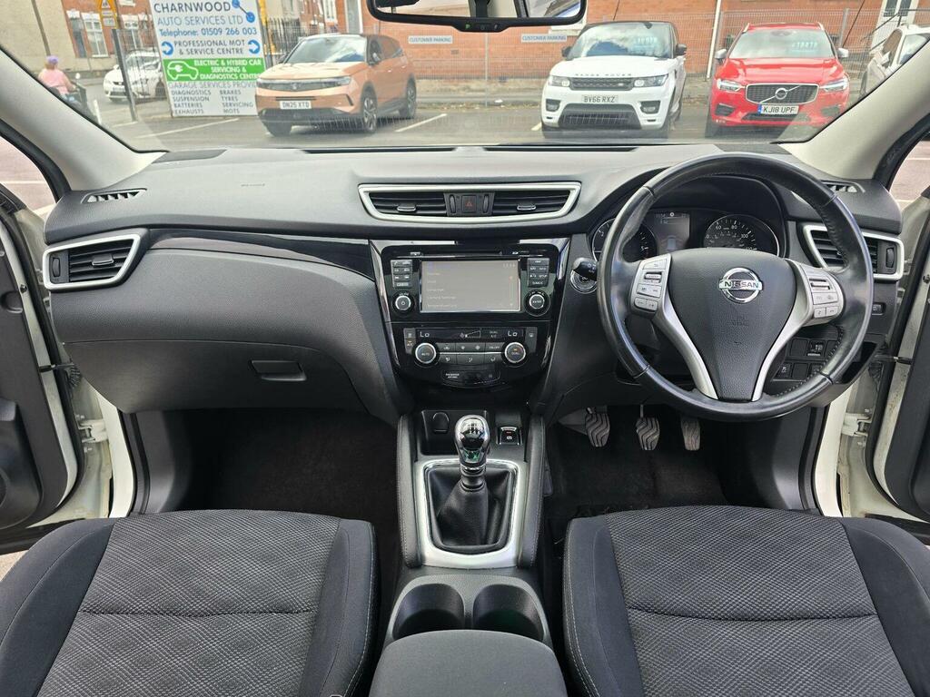 Nissan Qashqai Suv 1.5 Dci N-connecta 2Wd Euro 6 Ss 2016 SJ16STD White #2