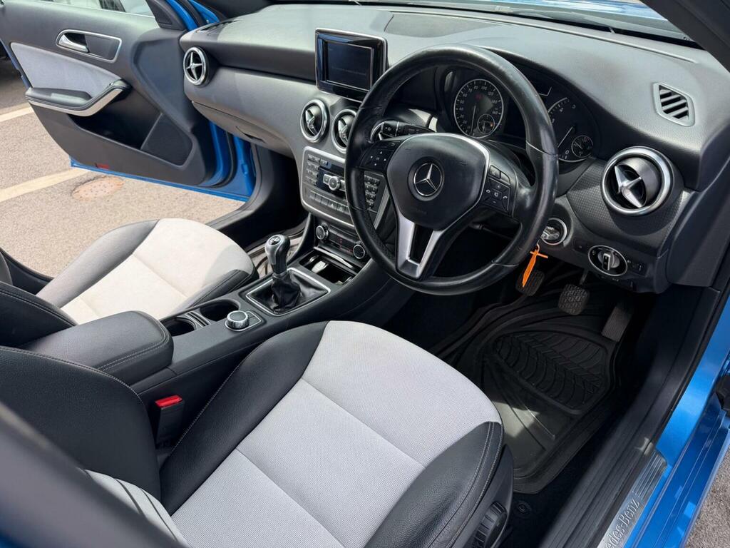 Mercedes-Benz A Class Hatchback 1.6 A180 Se Euro 6 Ss 201565 Blue #3