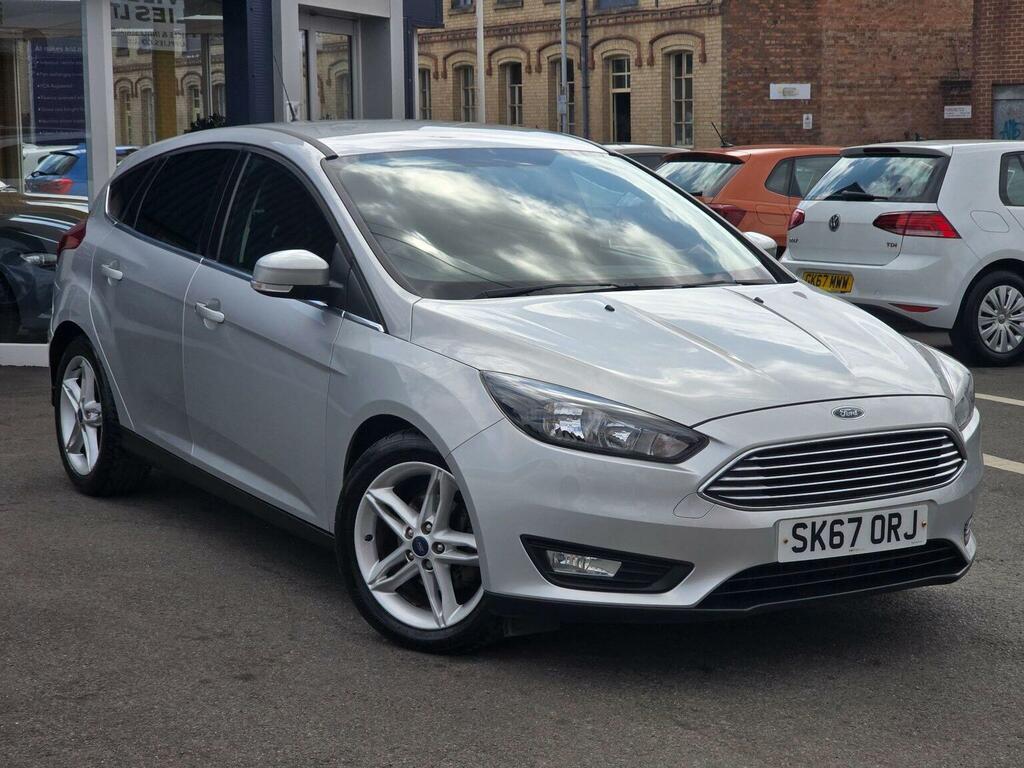 Ford Focus Hatchback 1.5 Tdci Zetec Edition Euro 6 Ss SK67ORJ Silver #4