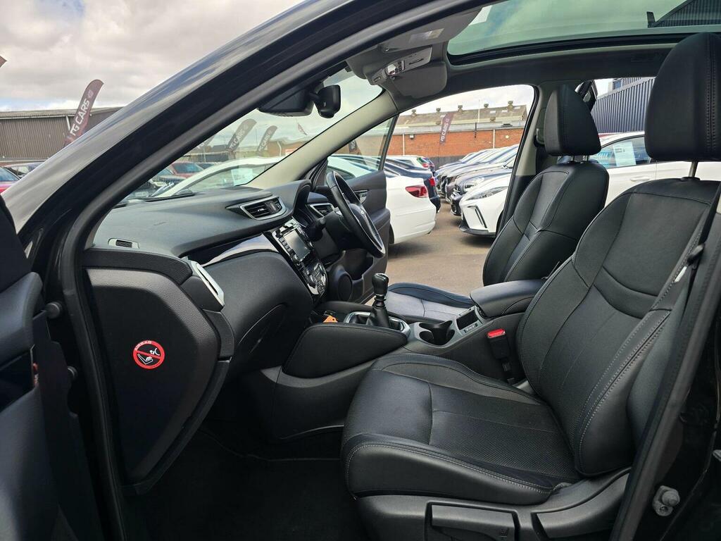 Nissan Qashqai Suv 1.5 Dci Black Edition 2Wd Euro 6 Ss 20 WV66OYG Black #3