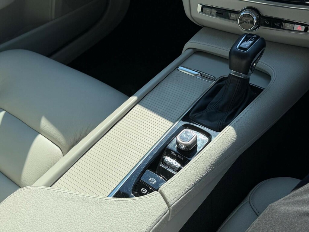Volvo S90 Black #43