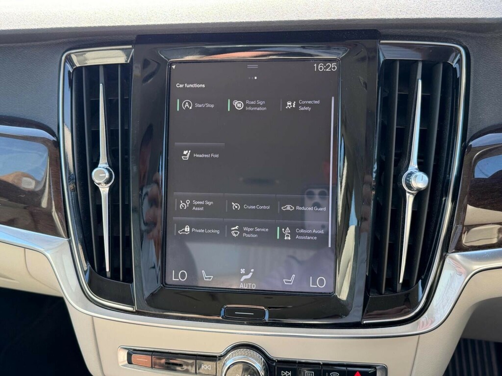 Volvo S90 Black #38