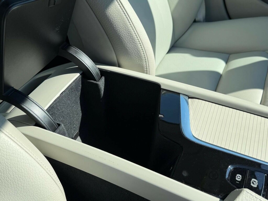 Volvo S90 Black #51