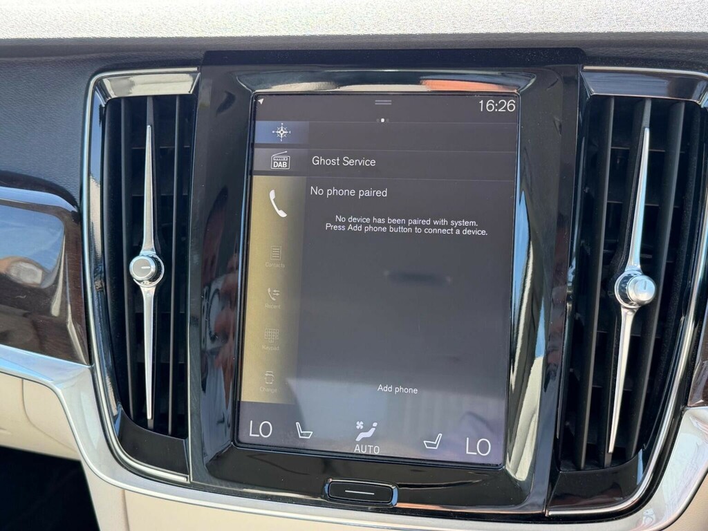 Volvo S90 Black #40