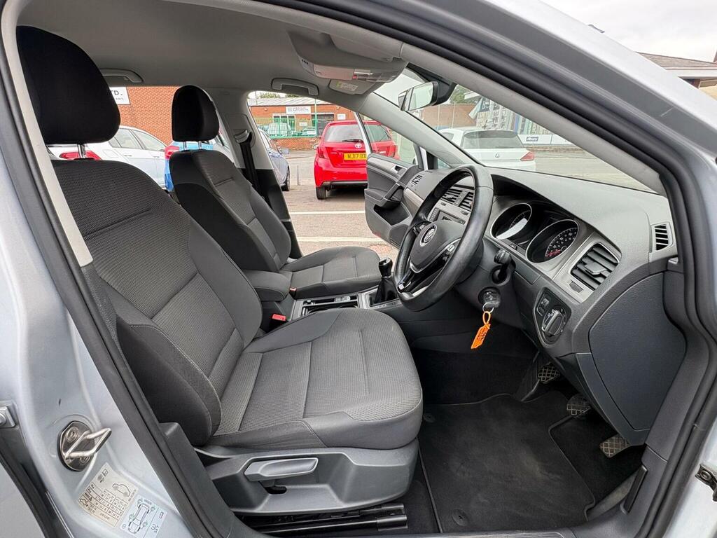 Volkswagen Golf Hatchback 1.6 Tdi Bluemotion Tech Match Edition Eu Silver #3