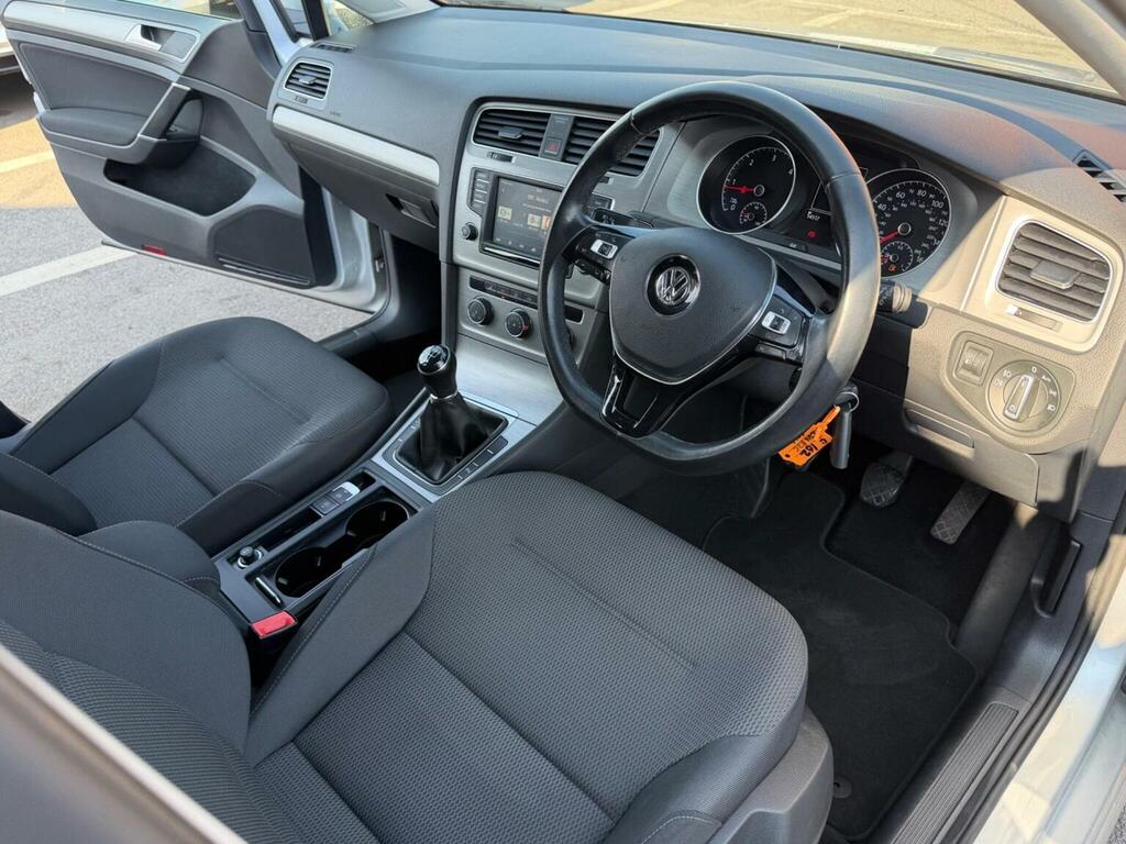 Volkswagen Golf Hatchback 1.6 Tdi Bluemotion Tech Match Edition Eu Silver #3