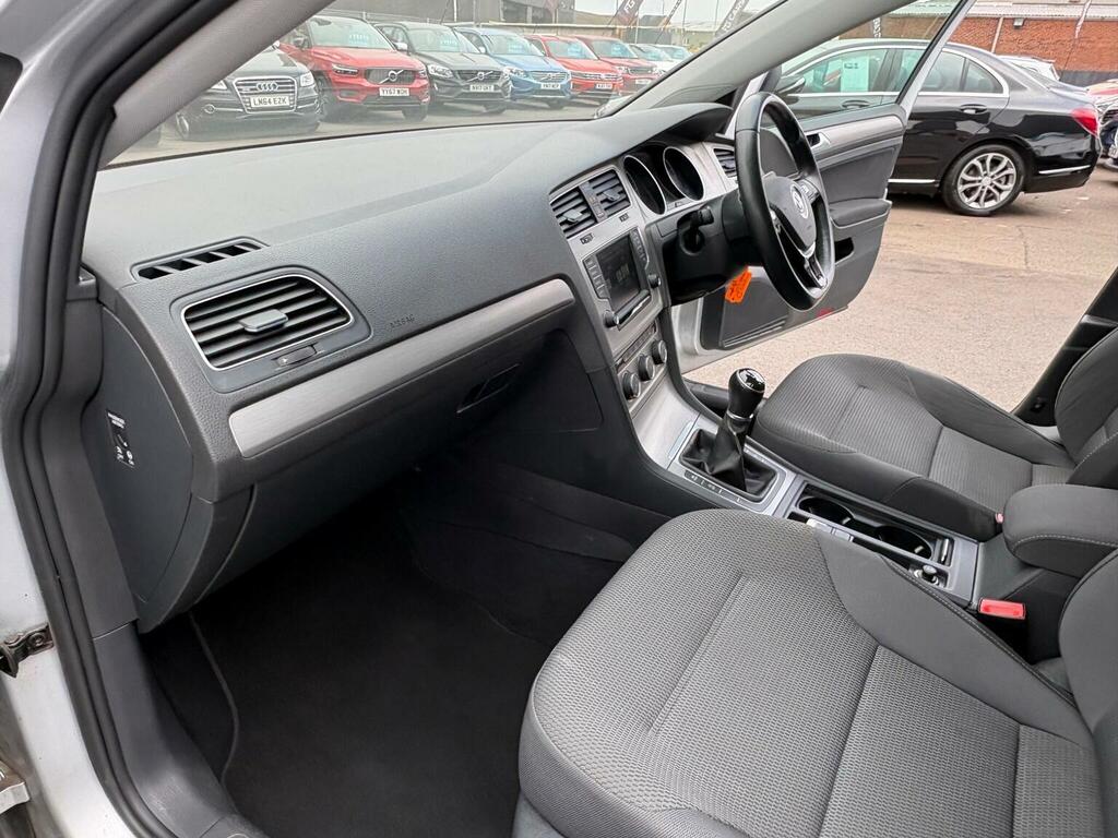 Volkswagen Golf Hatchback 1.6 Tdi Bluemotion Tech Match Edition Eu Silver #5