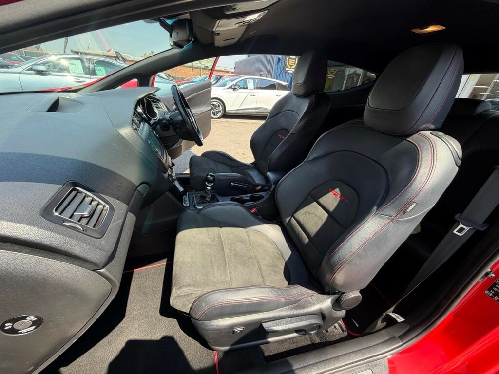 Kia Proceed Red #24