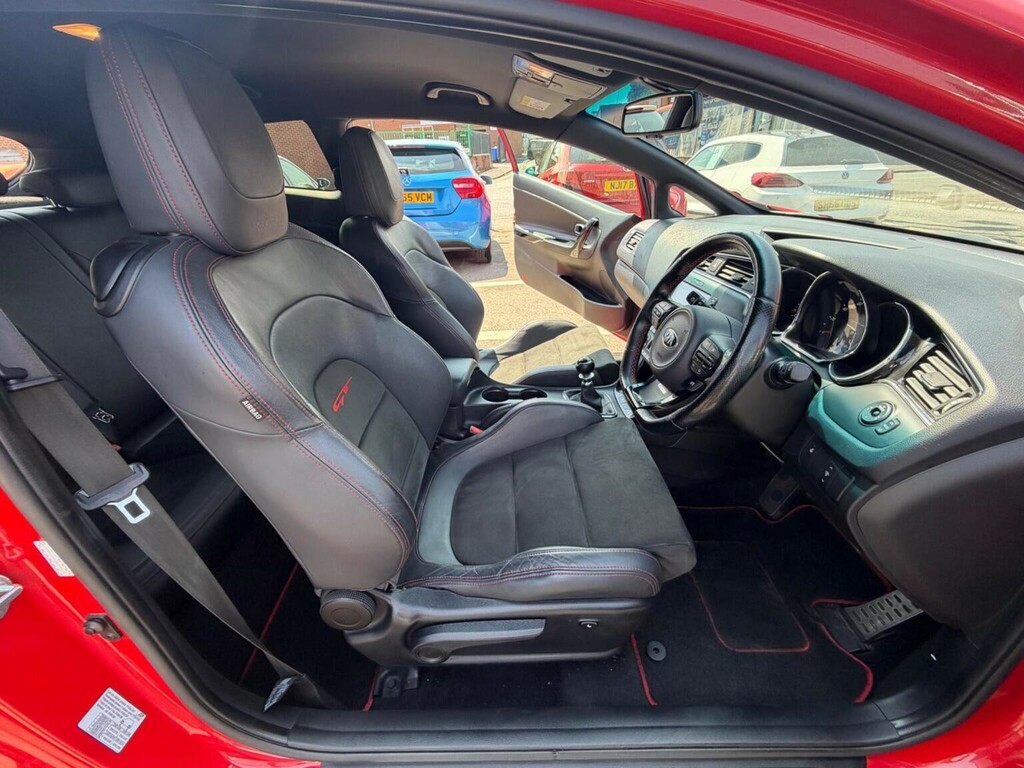 Kia Proceed Red #20