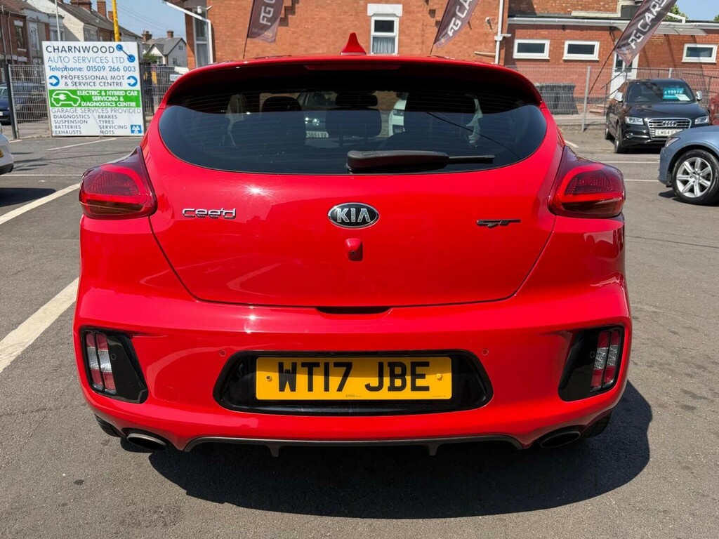 Kia Proceed Red #11