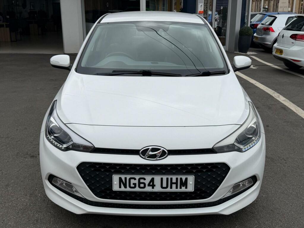 Hyundai I20 Hatchback 1.2 Blue Drive Se Euro 6 Ss 2015 NG64UHM White #5
