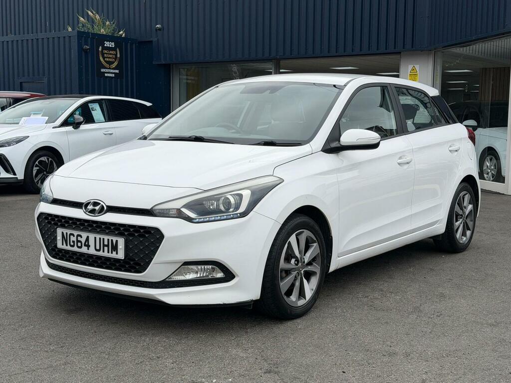 Hyundai I20 Hatchback 1.2 Blue Drive Se Euro 6 Ss 2015 NG64UHM White #6