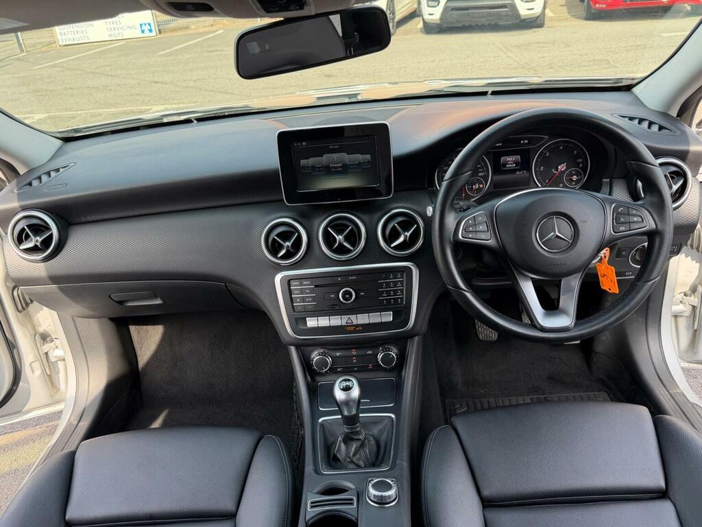 Mercedes-Benz A Class Hatchback 1.5 A180d Se Euro 6 Ss 201616 Silver #2