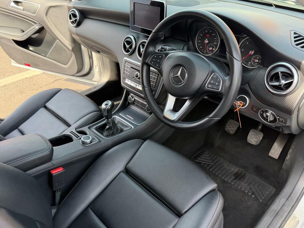 Mercedes-Benz A Class Hatchback 1.5 A180d Se Euro 6 Ss 201616 Silver #3
