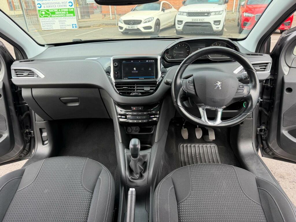 Peugeot 208 Hatchback 1.2 Puretech Tech Edition Euro 6 Ss 5 MK19WEC Grey #2